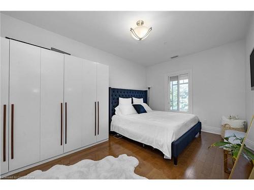 80 Burns Boulevard, King City, ON - Indoor Photo Showing Bedroom