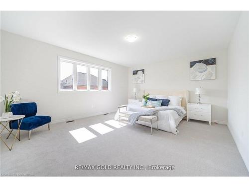 27 Lippa Drive, Caledon, ON - Indoor Photo Showing Bedroom