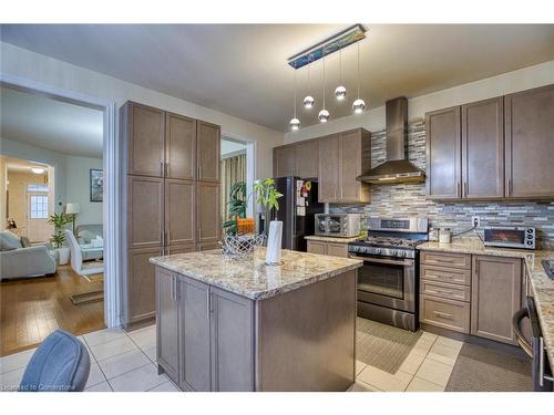 667 Linden Drive Drive, Cambridge, ON - Indoor Photo Showing Kitchen With Double Sink With Upgraded Kitchen