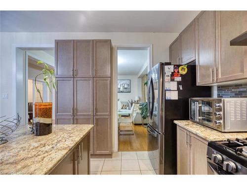 667 Linden Drive Drive, Cambridge, ON - Indoor Photo Showing Kitchen