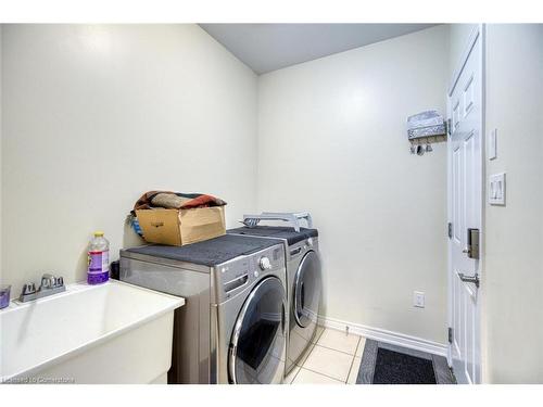 667 Linden Drive Drive, Cambridge, ON - Indoor Photo Showing Laundry Room