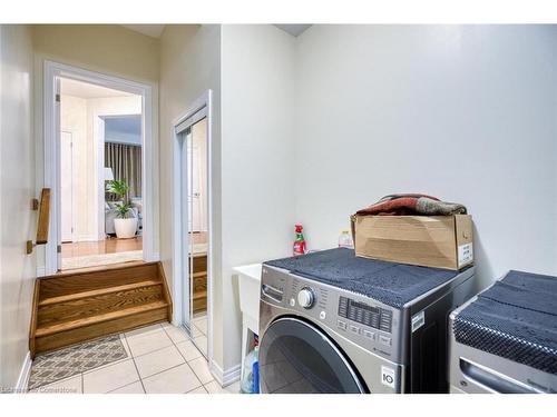 667 Linden Drive Drive, Cambridge, ON - Indoor Photo Showing Laundry Room