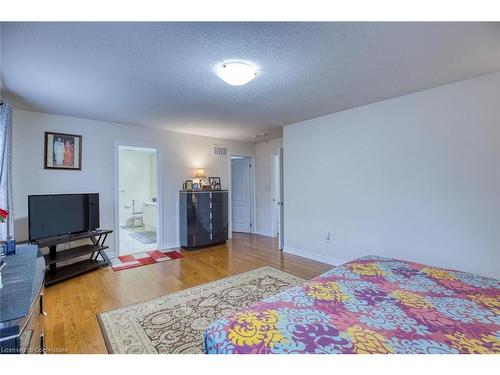 667 Linden Drive Drive, Cambridge, ON - Indoor Photo Showing Bedroom