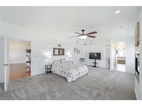 4750 Talbot Trail, Merlin, ON - Indoor Photo Showing Bedroom