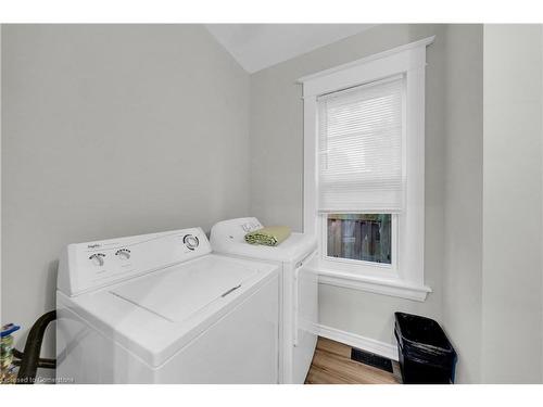 512 Owen Sound Street, Shelburne, ON - Indoor Photo Showing Laundry Room