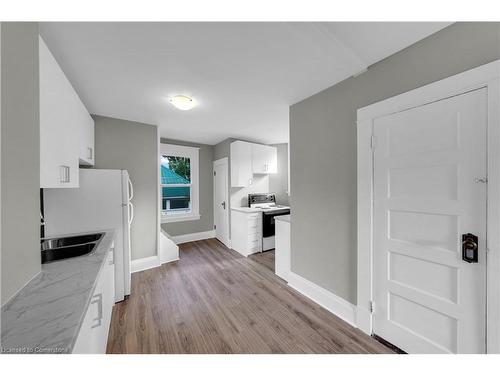 512 Owen Sound Street, Shelburne, ON - Indoor Photo Showing Kitchen