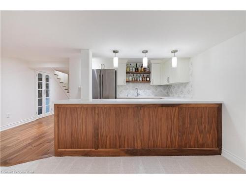 16 Edmonton Street, Brampton, ON - Indoor Photo Showing Kitchen