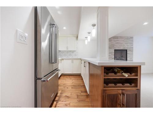 16 Edmonton Street, Brampton, ON - Indoor Photo Showing Kitchen