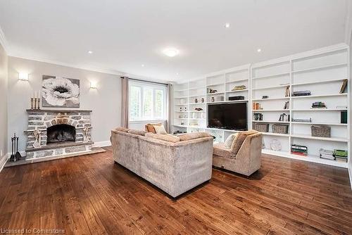 7840 Patterson Side Road, Caledon, ON - Indoor Photo Showing Living Room With Fireplace