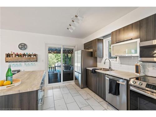 617 Front Street, Quinte West, ON - Indoor Photo Showing Kitchen With Double Sink