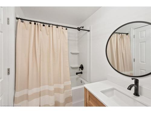 617 Front Street, Quinte West, ON - Indoor Photo Showing Bathroom