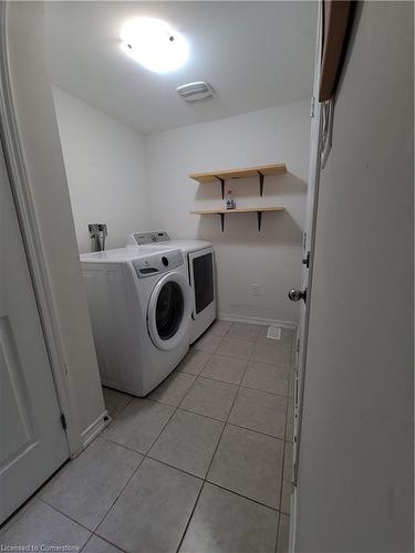 41 Cole Crescent, Brantford, ON - Indoor Photo Showing Laundry Room