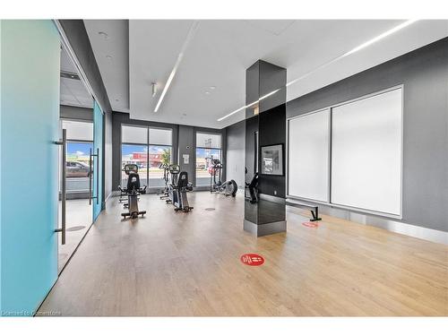 708-55 Speers Road, Oakville, ON - Indoor Photo Showing Gym Room