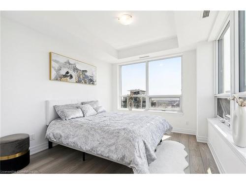 3408-36 Elm Drive West Drive, Mississauga, ON - Indoor Photo Showing Bedroom