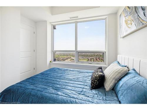 3408-36 Elm Drive West Drive, Mississauga, ON - Indoor Photo Showing Bedroom