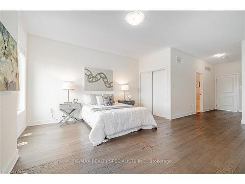 121 William Duncan Road, Toronto, ON - Indoor Photo Showing Bedroom