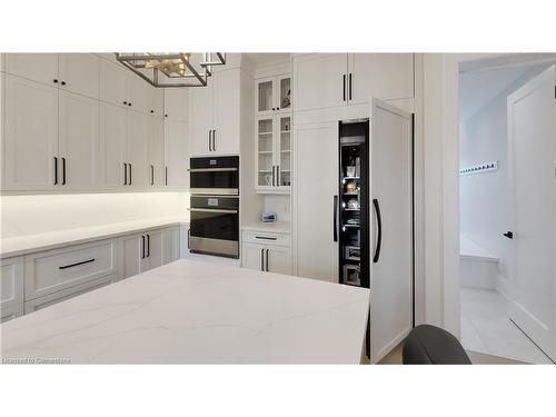 212 Southview Road, Oakville, ON - Indoor Photo Showing Kitchen