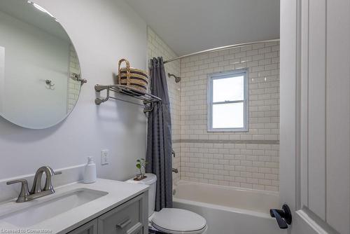 30 Orangeville Street, Hillsburgh, ON - Indoor Photo Showing Bathroom