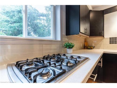 19 Union Street, Georgetown, ON - Indoor Photo Showing Kitchen