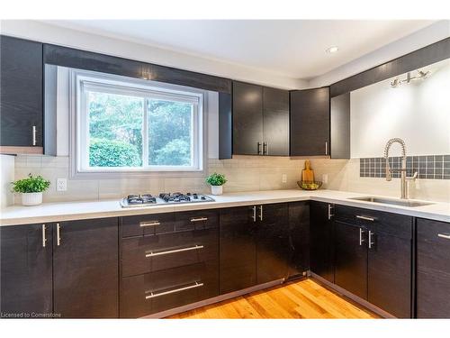 19 Union Street, Georgetown, ON - Indoor Photo Showing Kitchen