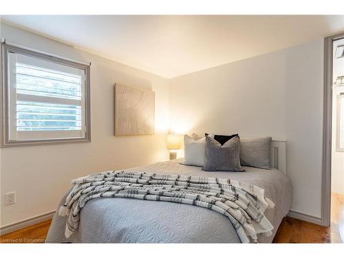 19 Union Street, Georgetown, ON - Indoor Photo Showing Bedroom