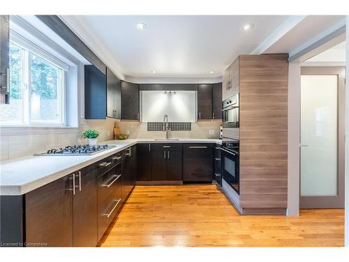 19 Union Street, Georgetown, ON - Indoor Photo Showing Kitchen