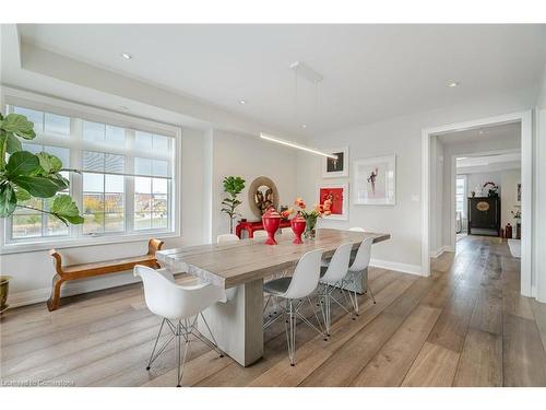 430 Wheat Boom Drive, Oakville, ON - Indoor Photo Showing Dining Room