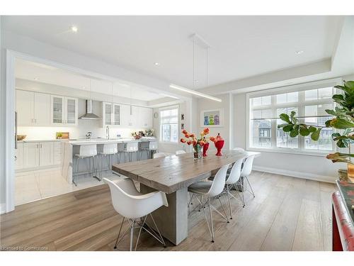 430 Wheat Boom Drive, Oakville, ON - Indoor Photo Showing Dining Room