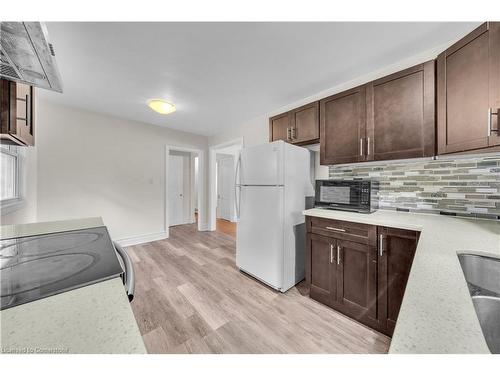 315 Bunting Road, St. Catharines, ON - Indoor Photo Showing Kitchen With Double Sink