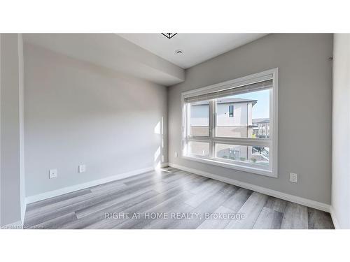 2-720 Grey Street, Brantford, ON - Indoor Photo Showing Other Room