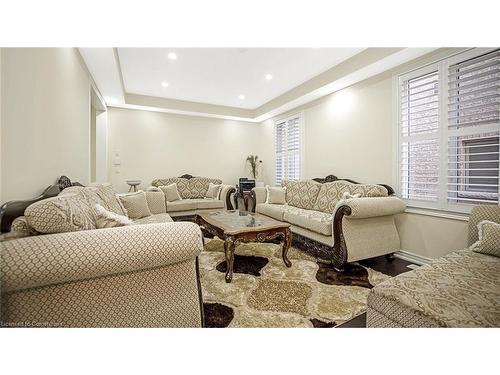 57 Hanbury Crescent, Brampton, ON - Indoor Photo Showing Living Room