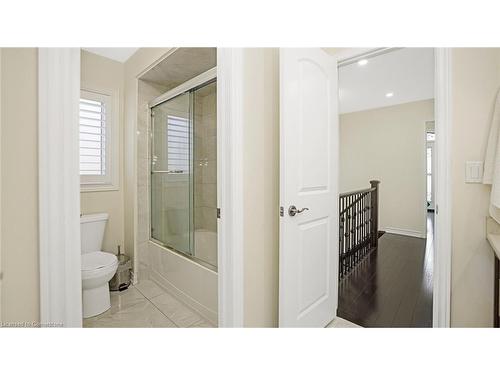 57 Hanbury Crescent, Brampton, ON - Indoor Photo Showing Bathroom