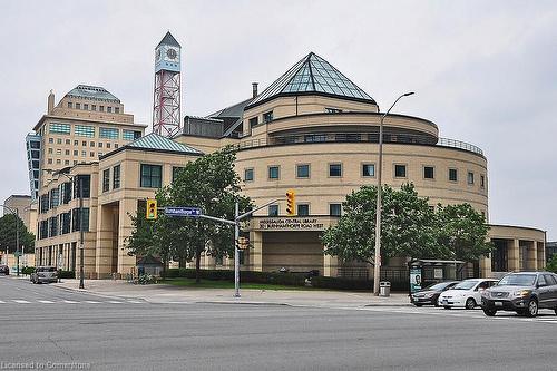 1703-335 Rathburn Road W, Mississauga, ON - Outdoor With Facade