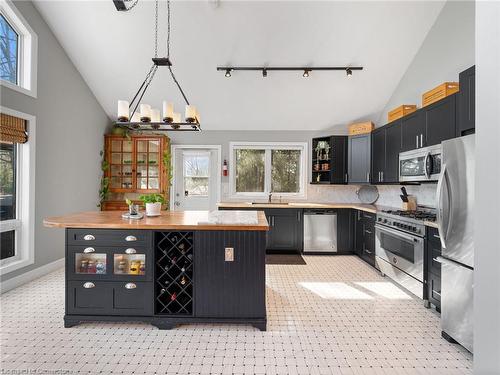 7609 Somerset Park, Washago, ON - Indoor Photo Showing Kitchen