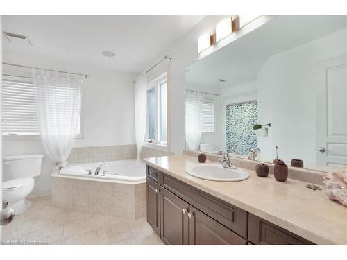 365 Hillsdale Road, Welland, ON - Indoor Photo Showing Bathroom