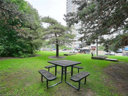 1703-1580 Mississauga Valley Boulevard, Mississauga, ON - Outdoor