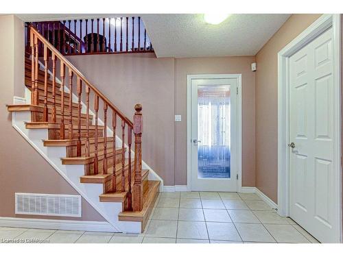 2020 Denview Avenue, London, ON - Indoor Photo Showing Other Room