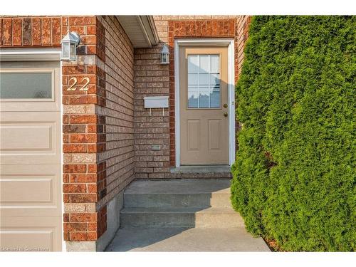 22 Weymouth Road, Barrie, ON 