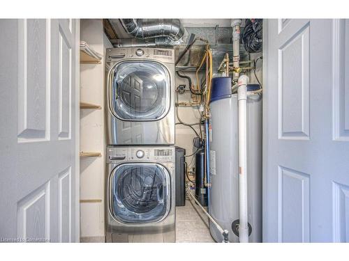 F2-70 Willowrun Drive, Kitchener, ON - Indoor Photo Showing Laundry Room