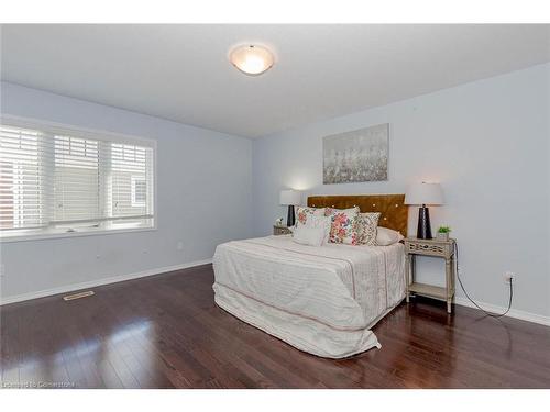 201 Seabrook Drive, Kitchener, ON - Indoor Photo Showing Bedroom