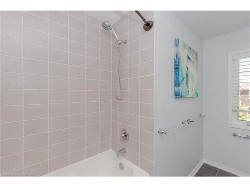 201 Seabrook Drive, Kitchener, ON - Indoor Photo Showing Bathroom