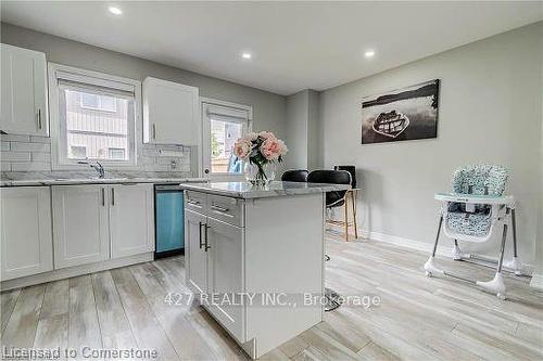 55-7768 Ascot Circle, Niagara Falls, ON - Indoor Photo Showing Kitchen