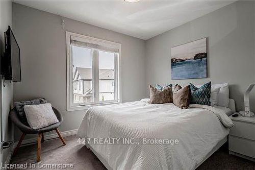 55-7768 Ascot Circle, Niagara Falls, ON - Indoor Photo Showing Bedroom