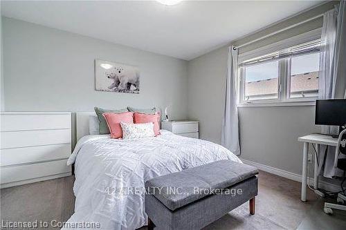 55-7768 Ascot Circle, Niagara Falls, ON - Indoor Photo Showing Bedroom