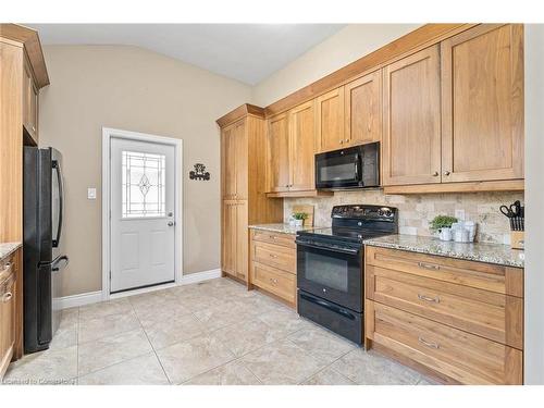 48 Mcgilvray Crescent, Georgetown, ON - Indoor Photo Showing Kitchen