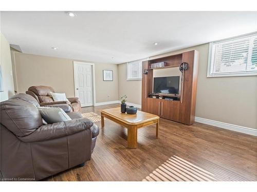 48 Mcgilvray Crescent, Georgetown, ON - Indoor Photo Showing Living Room