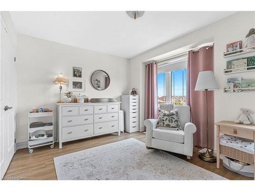 59 Edenrock Drive, Hamilton, ON - Indoor Photo Showing Bedroom