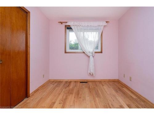 Main-638 Carlton Street, St. Catharines, ON - Indoor Photo Showing Other Room