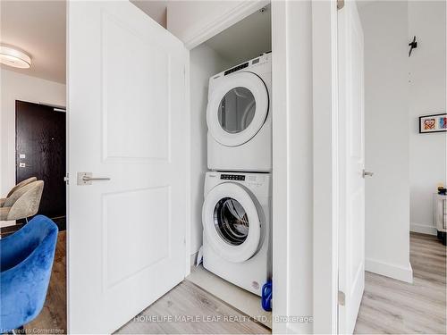 1310-15 Glebe Street, Cambridge, ON - Indoor Photo Showing Laundry Room