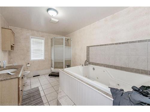 1388 Highway No. 6 N, Flamborough, ON - Indoor Photo Showing Bathroom